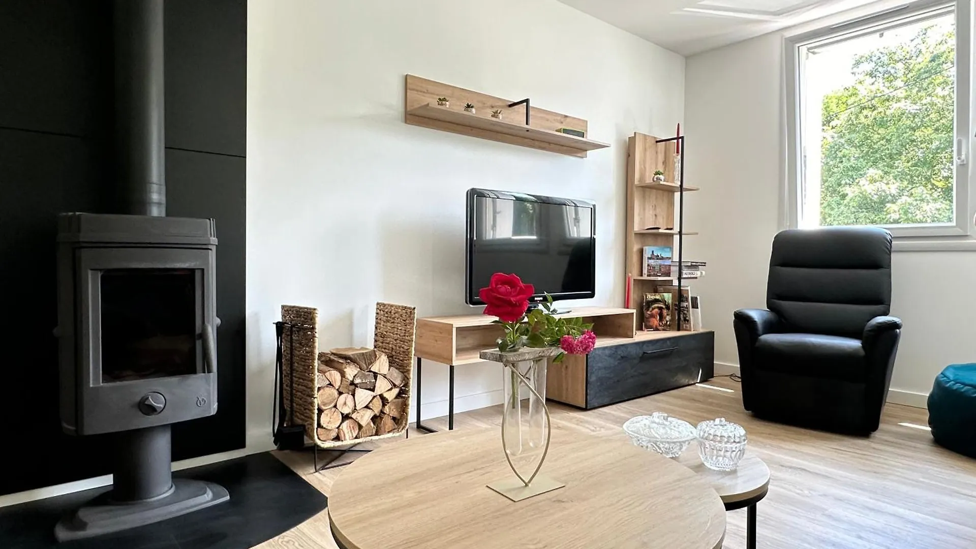 Villa Le Repaire Du Chataignier, Maison A La Campagne, 8 Pers, 4 Ch, Sidobre Ferrieres  Frankreich